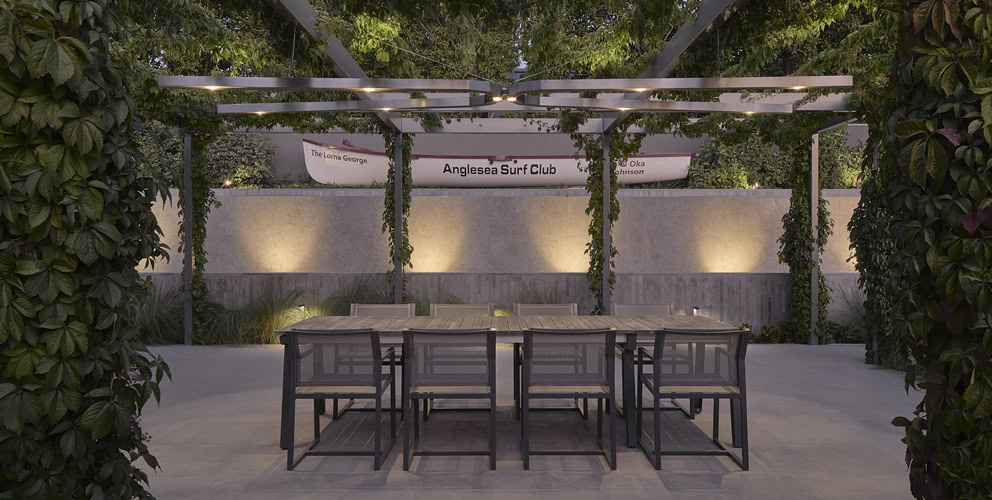 Dark Sky and responsible lighting in bespoke outdoor lighting